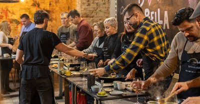 더 빠에야 클럽 (The Paella Club)